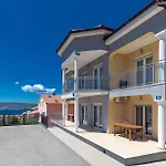 Lejlighed Dea 3 Spacious Lower-level Crikvenica