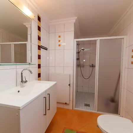 Apartament Dea 3 Spacious Lower-level