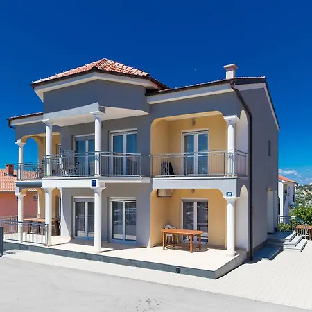 Dea 3 Spacious Lower-level Apartmán Crikvenica